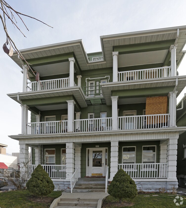 Jersey Apartmetns - The Jersey Apartments