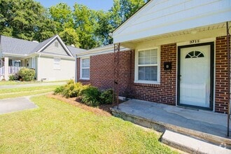 Building Photo - 3711 Prentice Ave