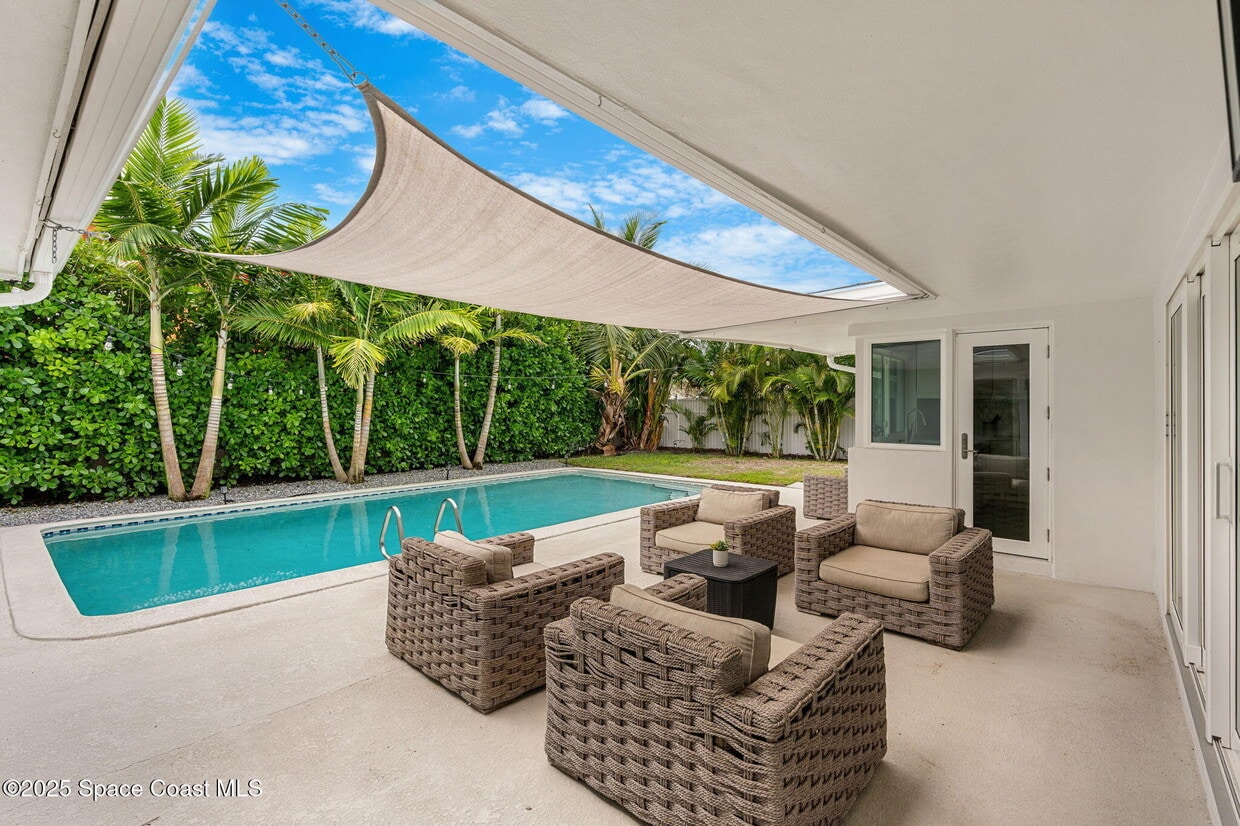 Foto principal - 408 Penguin Dr