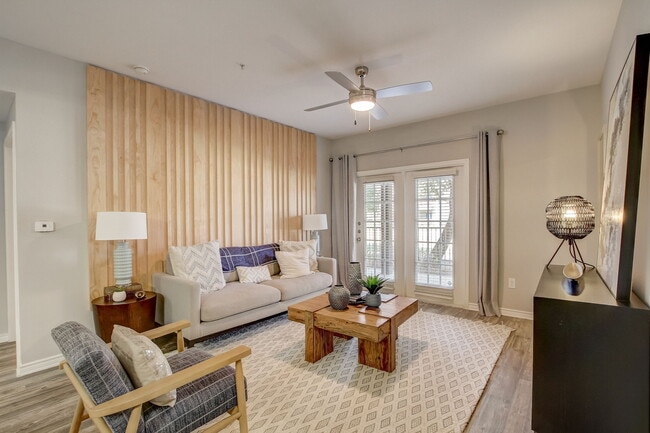 Building Photo - Oasis at Plum Creek Apartments