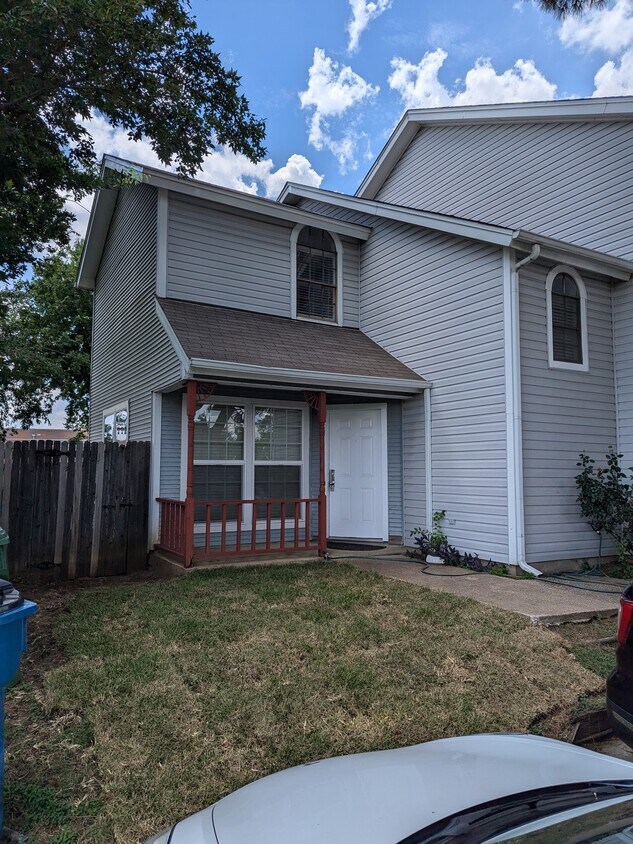 318 N Ave, Dallas, TX 75208 House Rental in Dallas, TX