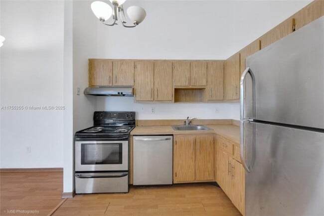 2 bedroom in North Miami Beach FL 33179 - 2 bedroom in North Miami Beach FL 33179 Apartment