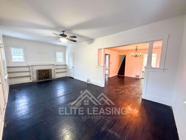 Building Photo - 2 Bedroom, 2 bathrooms Bungalow coming soo...