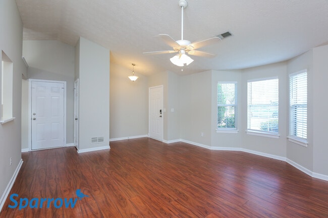 Building Photo - 2648 Candlewood Way