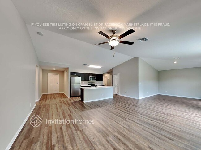 Foto del edificio - 21499 Argosy Ave