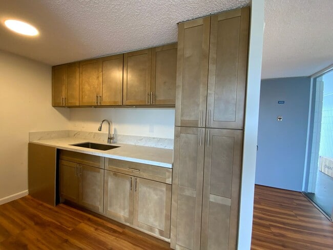 Building Photo - Haiku Hale - 3 bedroom upgraded unit!