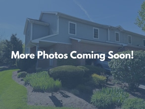 Building Photo - 1460-35 Blue Course Dr