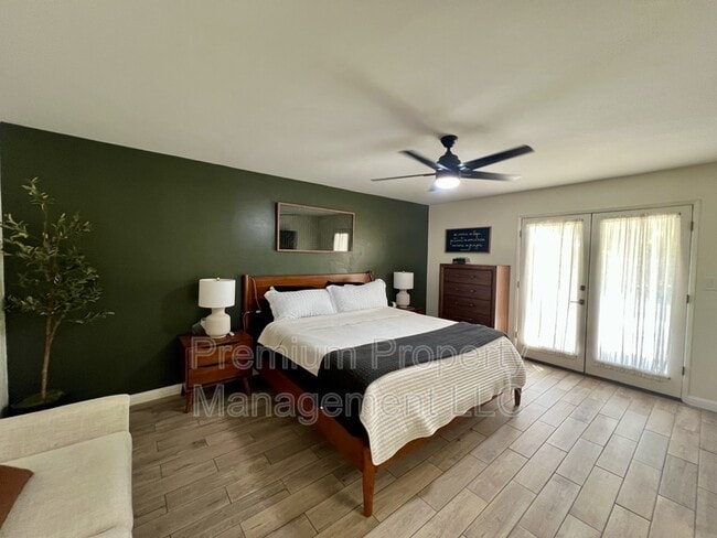 Building Photo - 517 Brightwood St