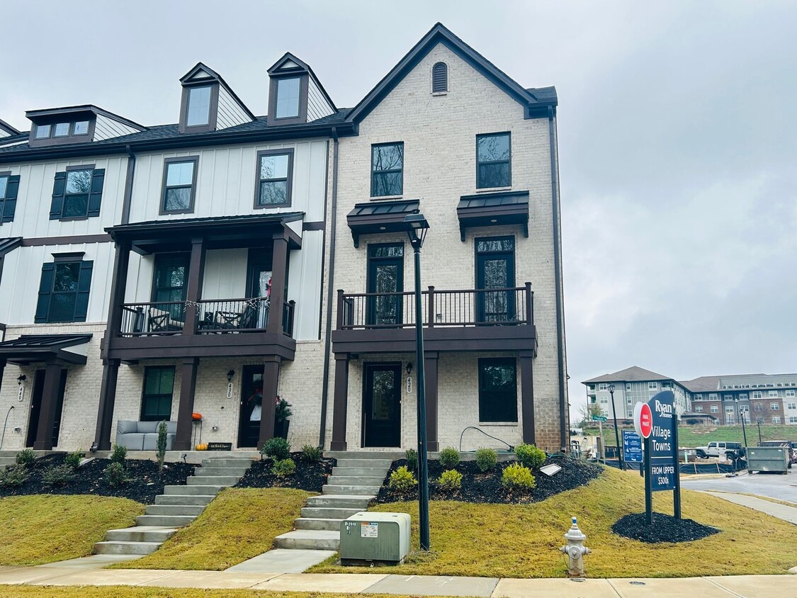 Foto principal - New Construction • 4 BR • 2 Full / 2 Half BA • End Unit Townhome in Village Town – Fayetteville’s...