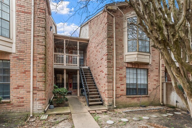 Foto del edificio - 2255 Braeswood Park Dr