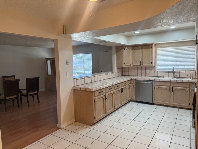 Foto del edificio - 22472 Munson Rd