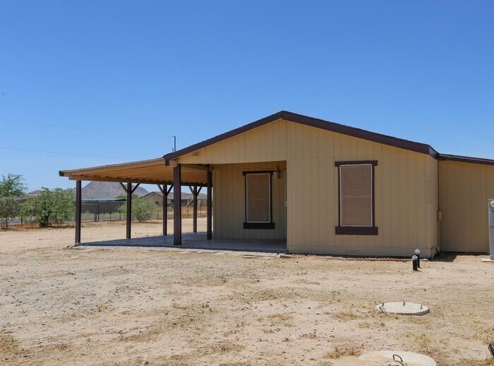 Primary Photo - Ranch Like Property For Horses 3/2