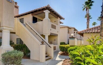 Building Photo - 1411 Santa Margarita St