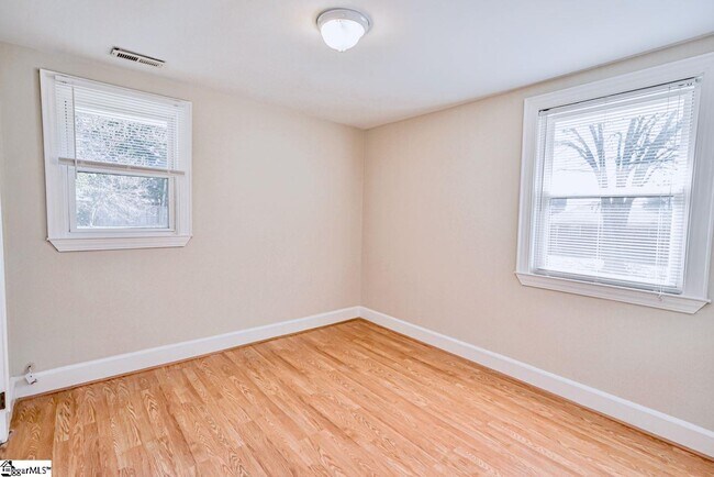 Building Photo - 109 Scalybark Rd