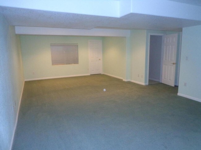 Building Photo - 6415 GILMORE GROVE