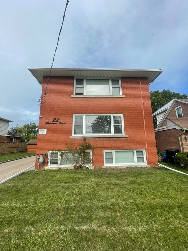 Building Photo - 22 Heiman St