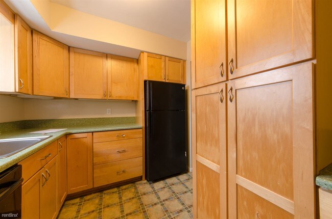 Foto del edificio - 3230 Spartan Rd