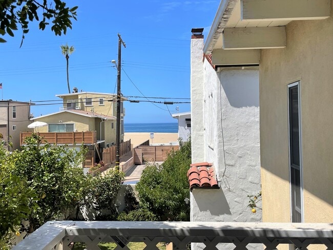 Balcony view - 105 Rees St