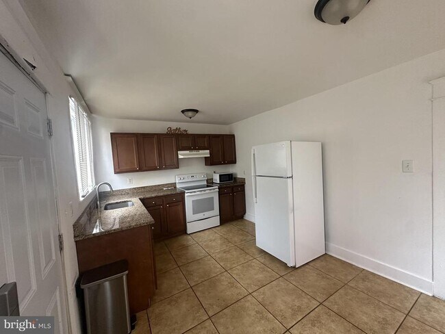 Foto del edificio - 1613 Edgmont Ave