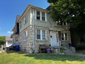 Building Photo - 738 N Dawson Ave