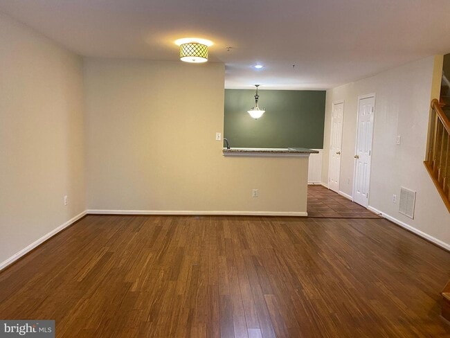 Building Photo - 4305 Chariot Ct