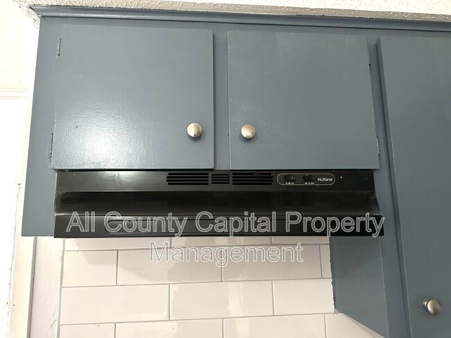 Building Photo - 2904 Sweeney Ln