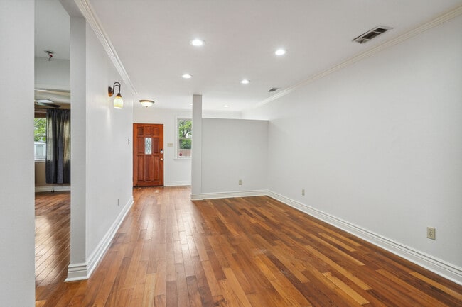 Building Photo - 4232 Cadiz St