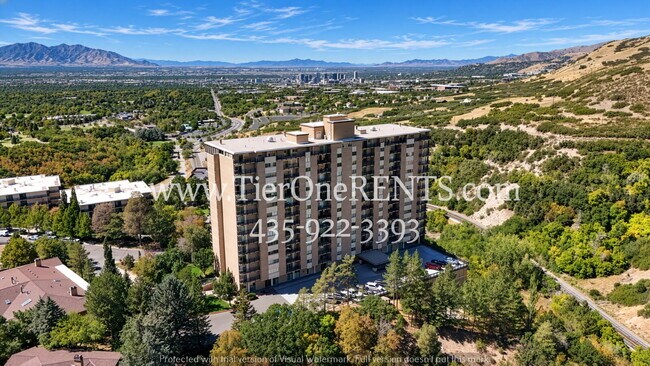 Foto del edificio - This property offers a NO DEPOSIT option available for qualified renters