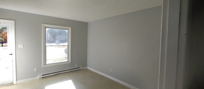 Building Photo - 2667 Dr Carver Rd