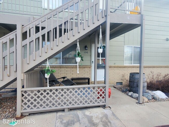 Building Photo - 2 br, 1 bath House - 2003 Terry St #106