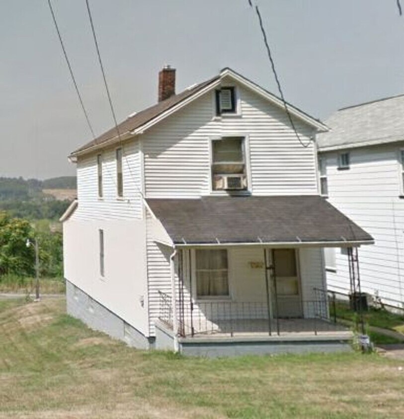 Primary Photo - 53 Main St