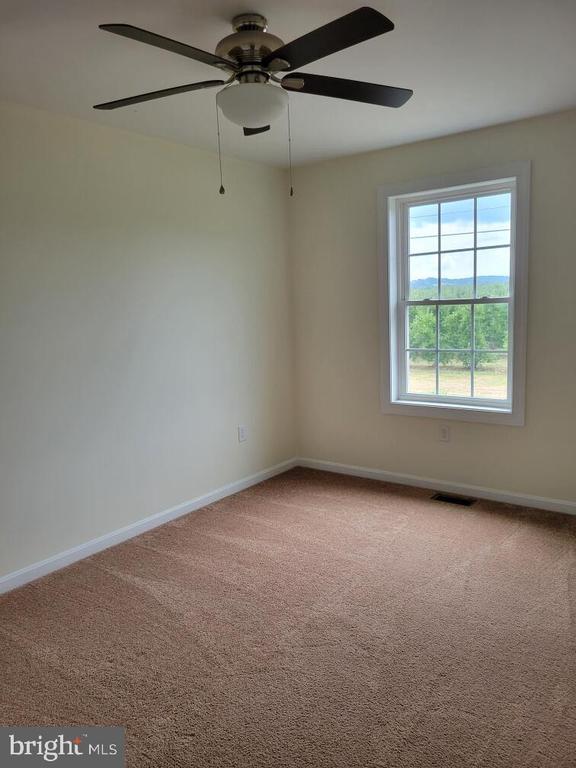 Building Photo - 325 Poplar Springs Rd