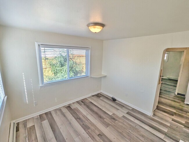 Foto del edificio - 2354 E San Rafael St