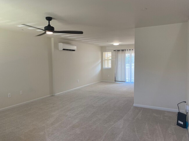 Building Photo - Kahoma Village Condo 3 Bedroom, 2.5 Bathro...