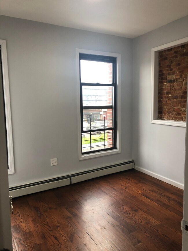 Building Photo - 2781 Atlantic Ave