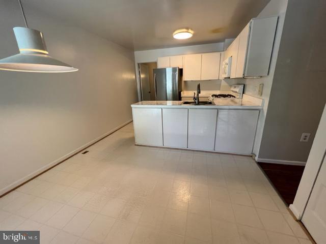 Foto del edificio - 8113 Inverness Ridge Rd