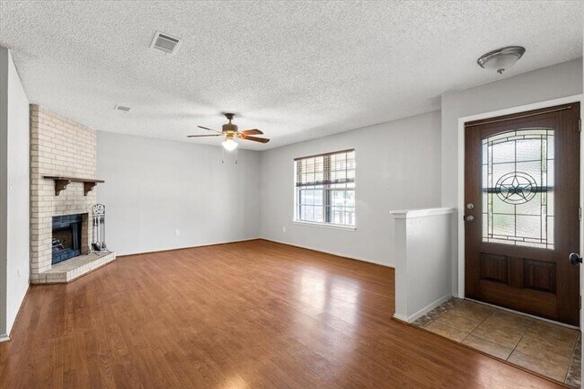 Foto del edificio - 502 Twin Oak Trail