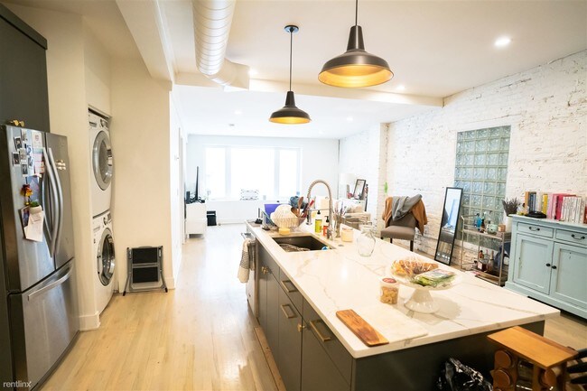 Foto del edificio - 2 br, 2 bath  - 1104 W Madison St 3N