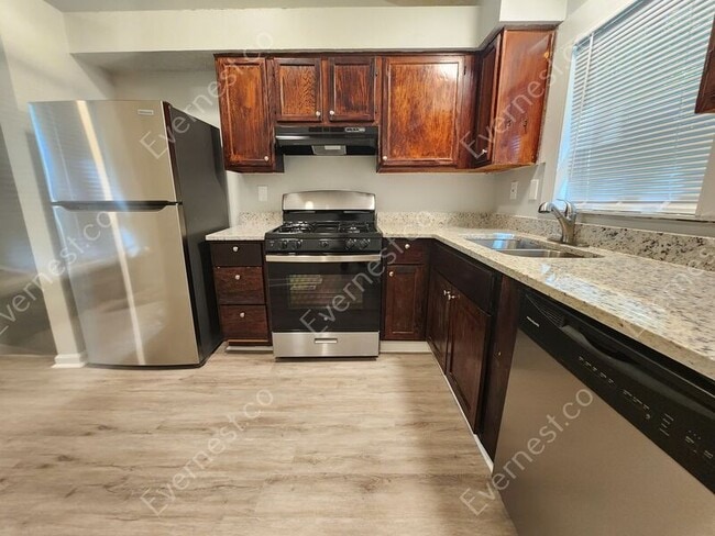 Building Photo - 2298 Wilkins Ct