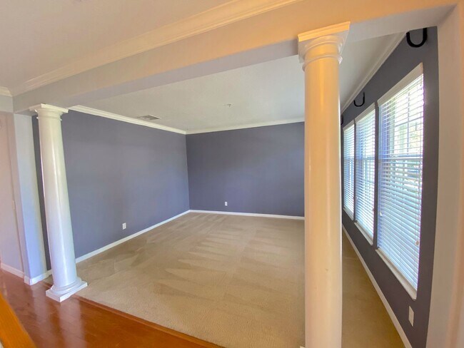 Foto del edificio - Fantastic Baldwin Park Townhome for Rent!