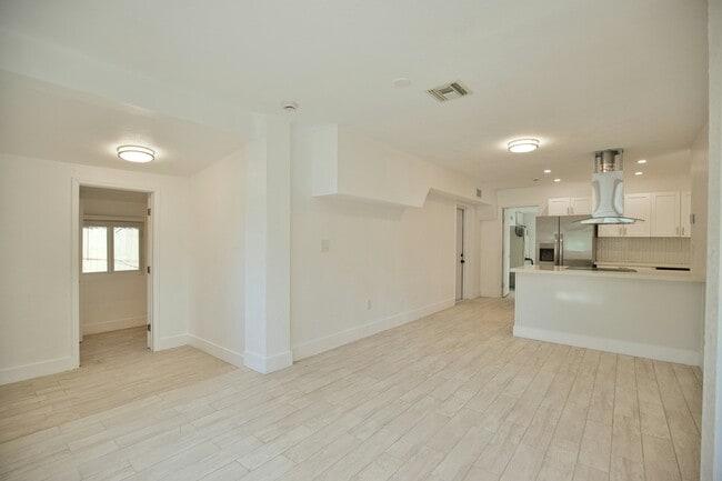 Foto del edificio - 1019 41st St