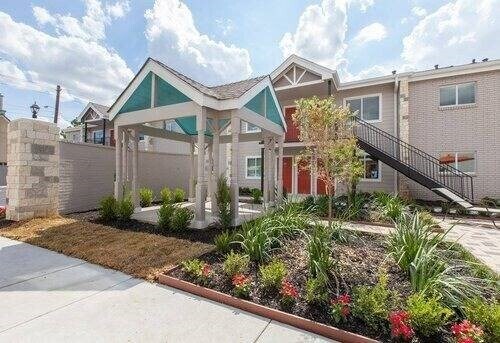 Foto del edificio - 2006 W 43rd St