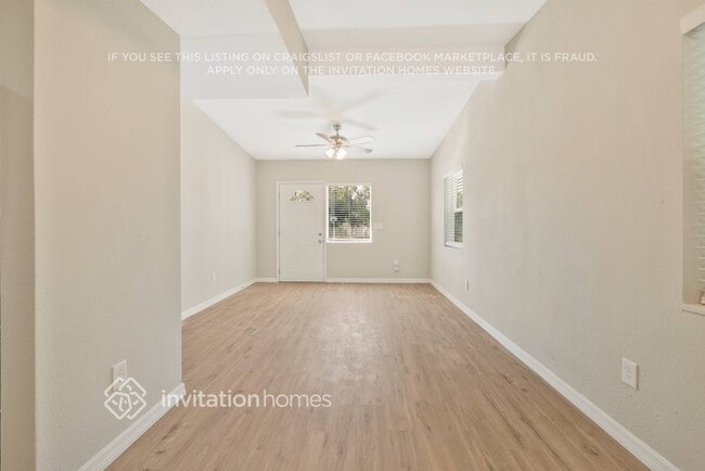 Building Photo - 900 Horizon St