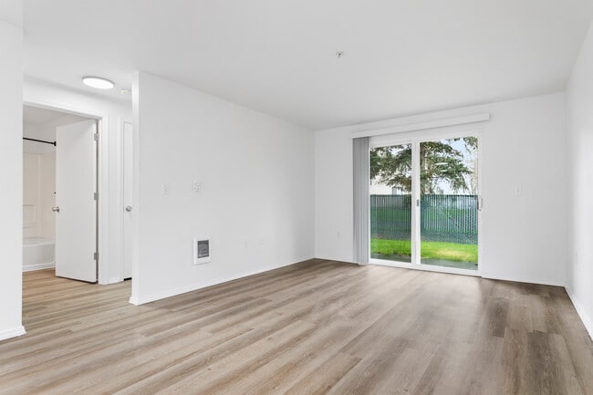 Building Photo - Reedville Meadows