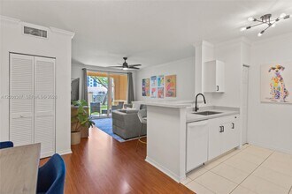 Building Photo - 6831 SW 44th St