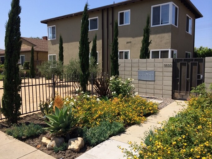 Foto principal - 5533 W Jefferson Blvd