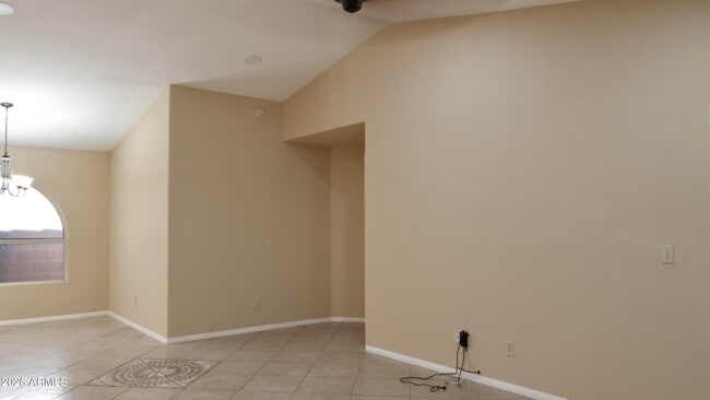 Building Photo - 7568 W Kerry Ln