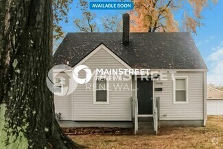 Building Photo - 2906 Wyandotte Ave