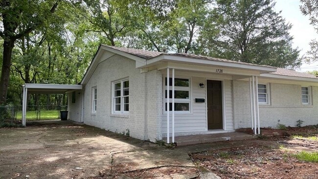 Building Photo - 1728 Robison Hill Rd