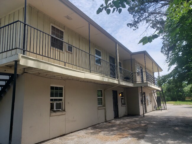 Building Photo - 2623 Peabody Ave